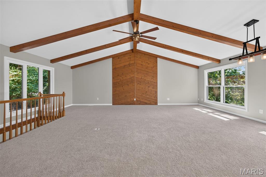 19 Greenview Drive Property Photo 11