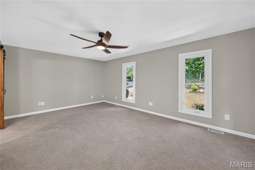 19 Greenview Drive Property Photo 20