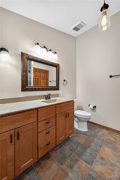19 Greenview Drive Property Photo 25