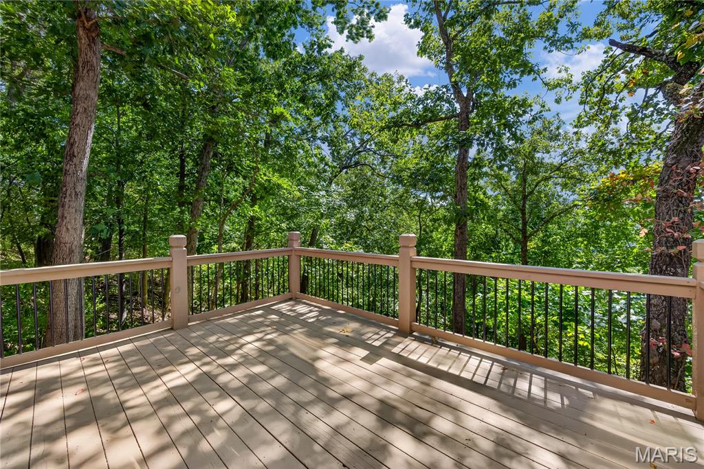 19 Greenview Drive Property Photo 36