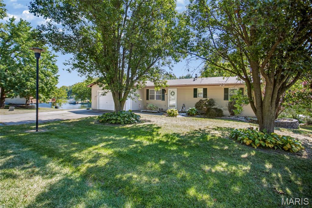 712 Riviera Circle Property Photo 1