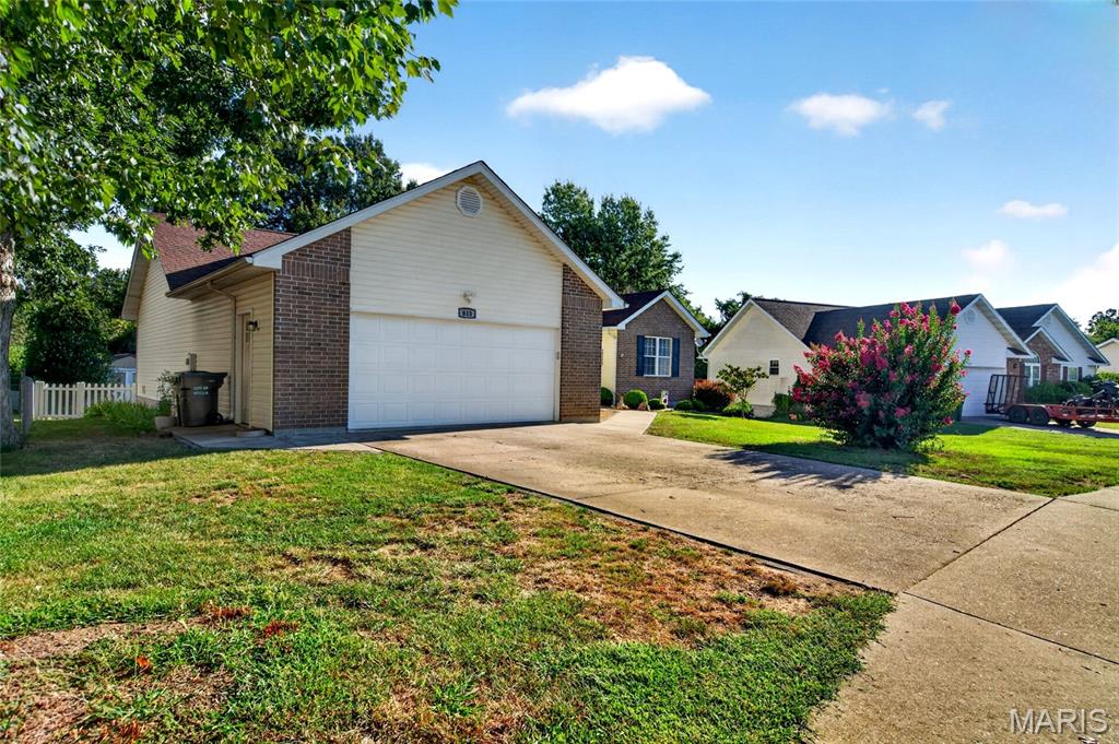813 Oxford Drive Property Photo 44