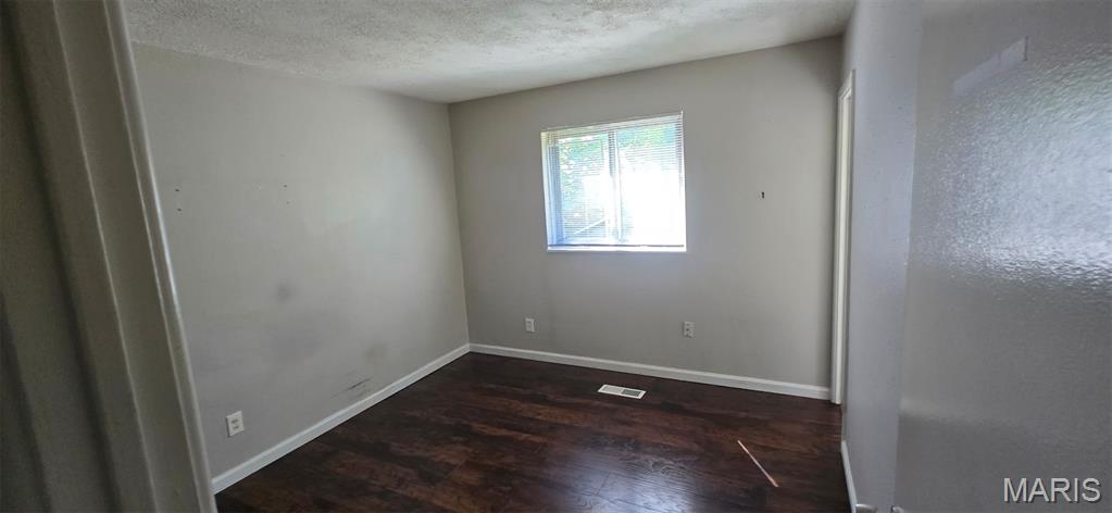 1506 Redman Boulevard Property Photo 10