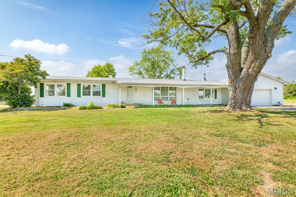 8204 Montclaire Avenue Property Photo 1