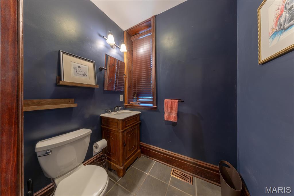 4535 Oakland Property Photo 26
