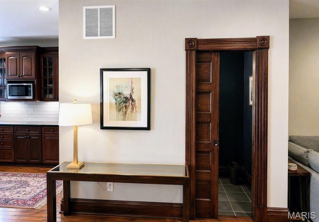 4535 Oakland Property Photo 27