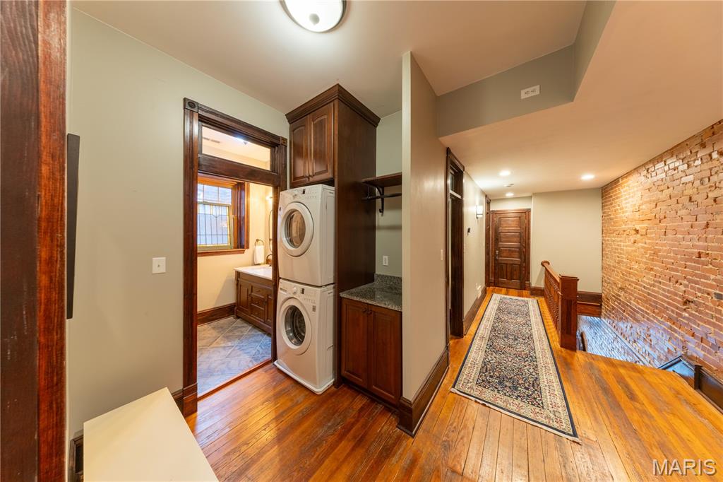 4535 Oakland Property Photo 28