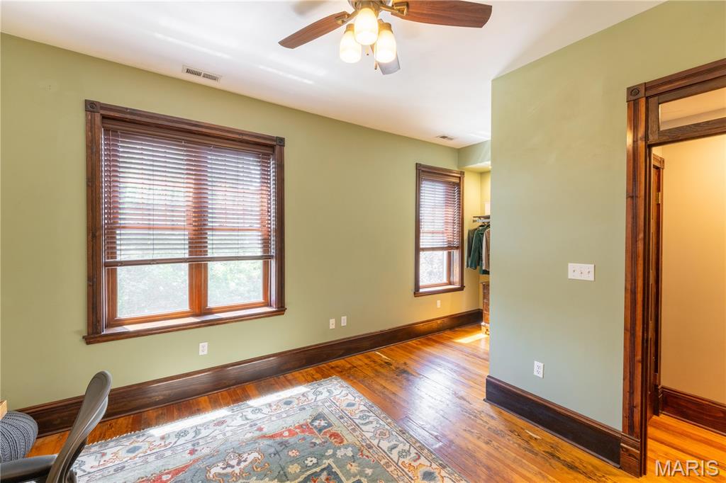 4535 Oakland Property Photo 40