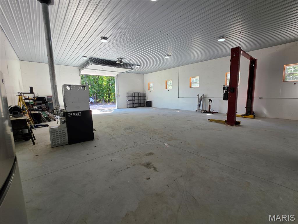 10419 Pride Place Property Photo 16