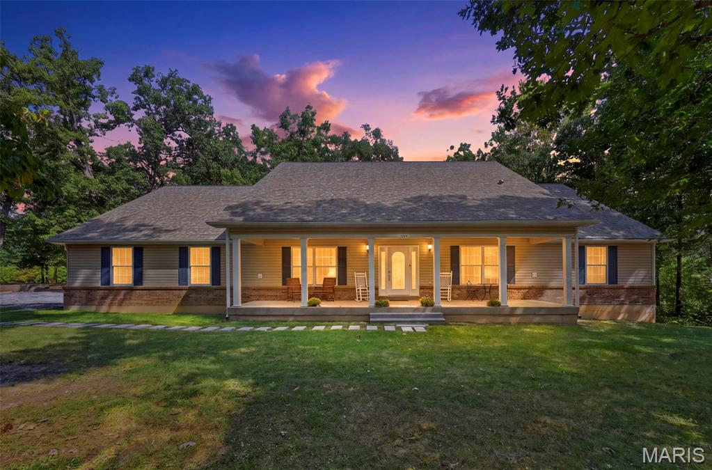 1564 Highway J Property Photo 2