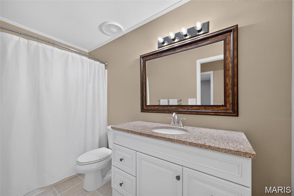 1564 Highway J Property Photo 17
