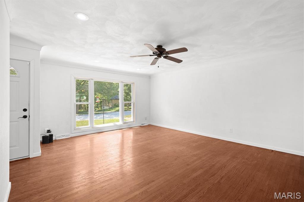 50 Cheshire Drive Property Photo 9