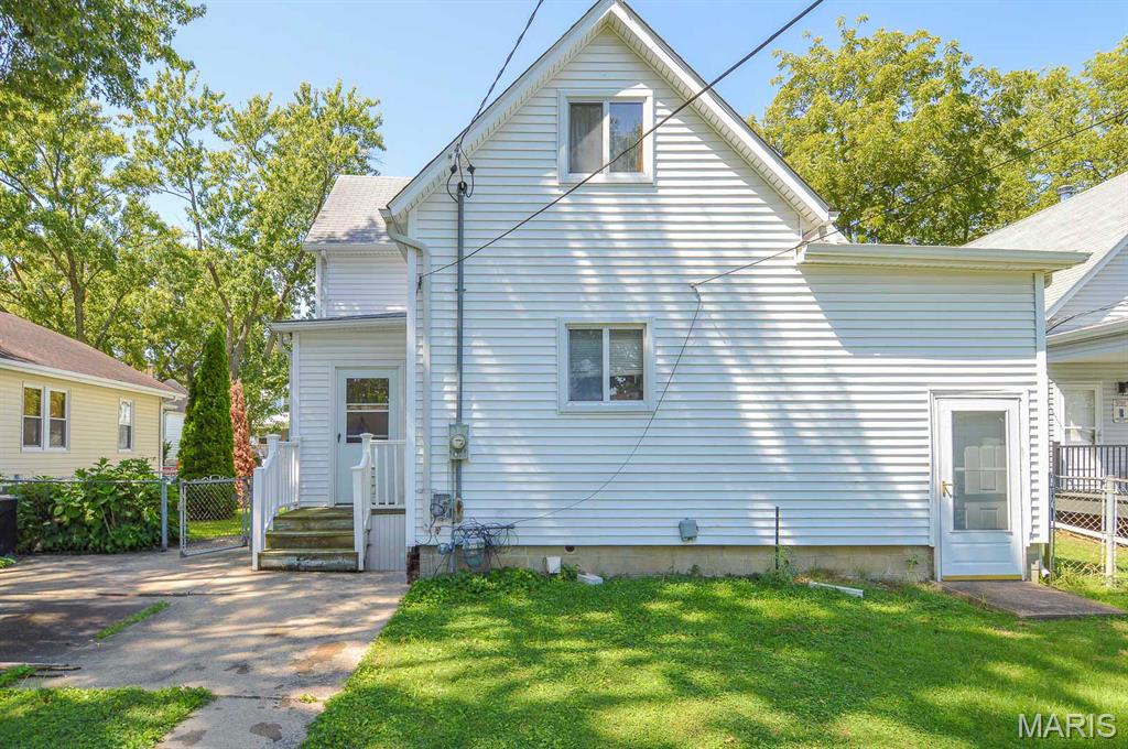 1409 Lemon Street Property Photo 6