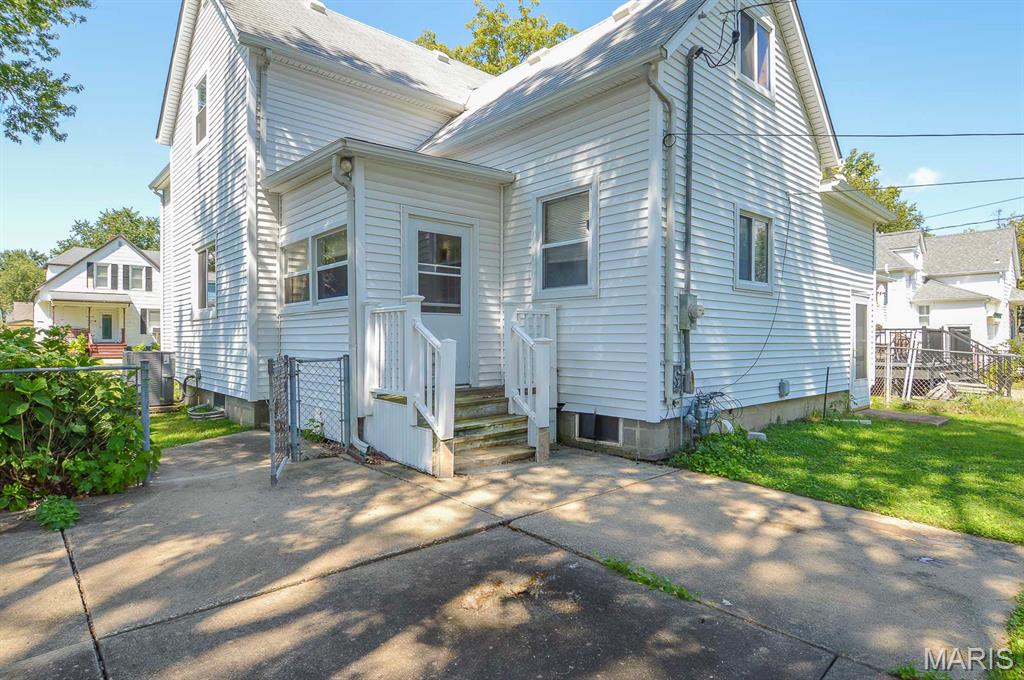 1409 Lemon Street Property Photo 7