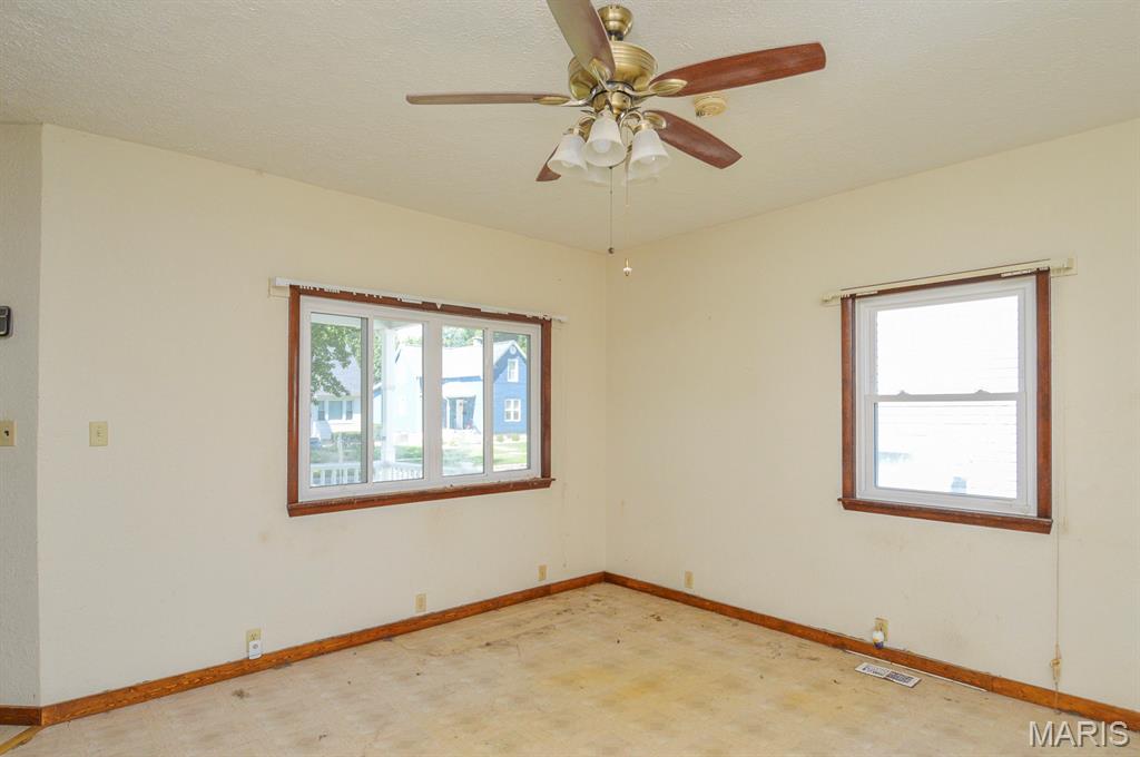 1409 Lemon Street Property Photo 12
