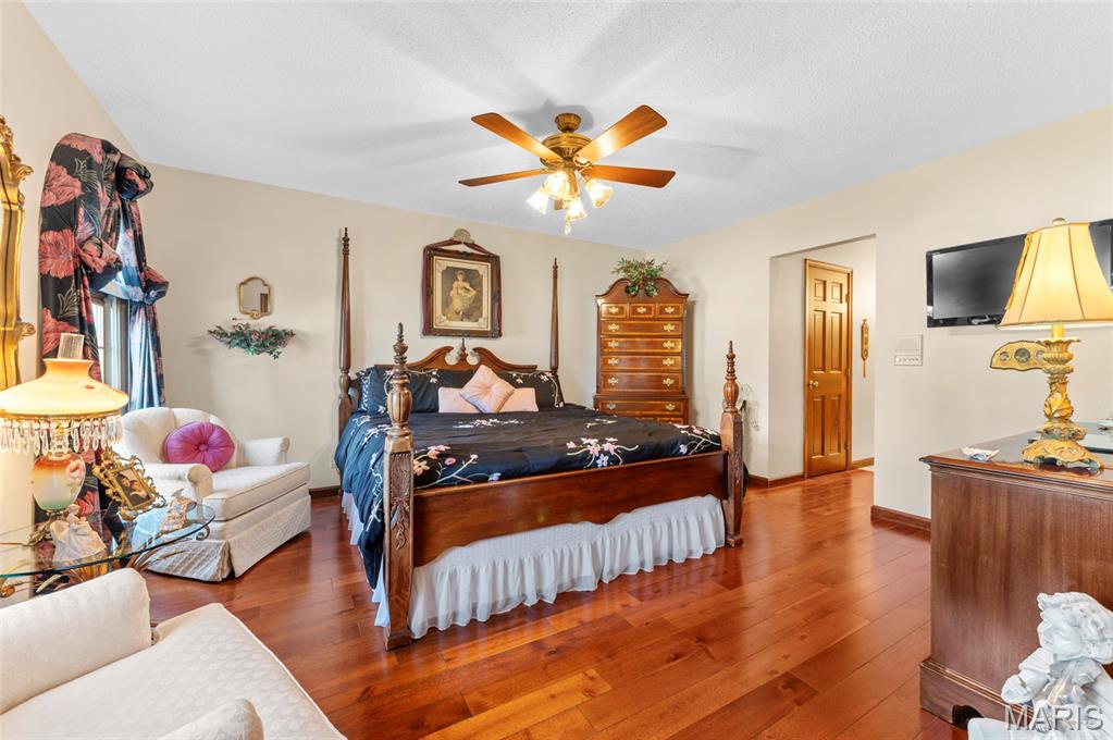 3104 Wabash Avenue Property Photo 4