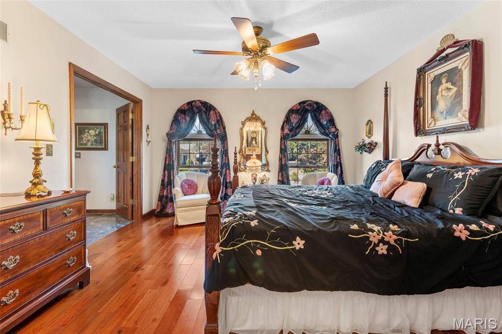 3104 Wabash Avenue Property Photo 5
