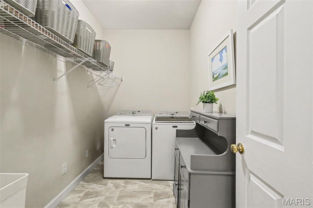 4960 Sunset Oaks Lane Property Photo 29