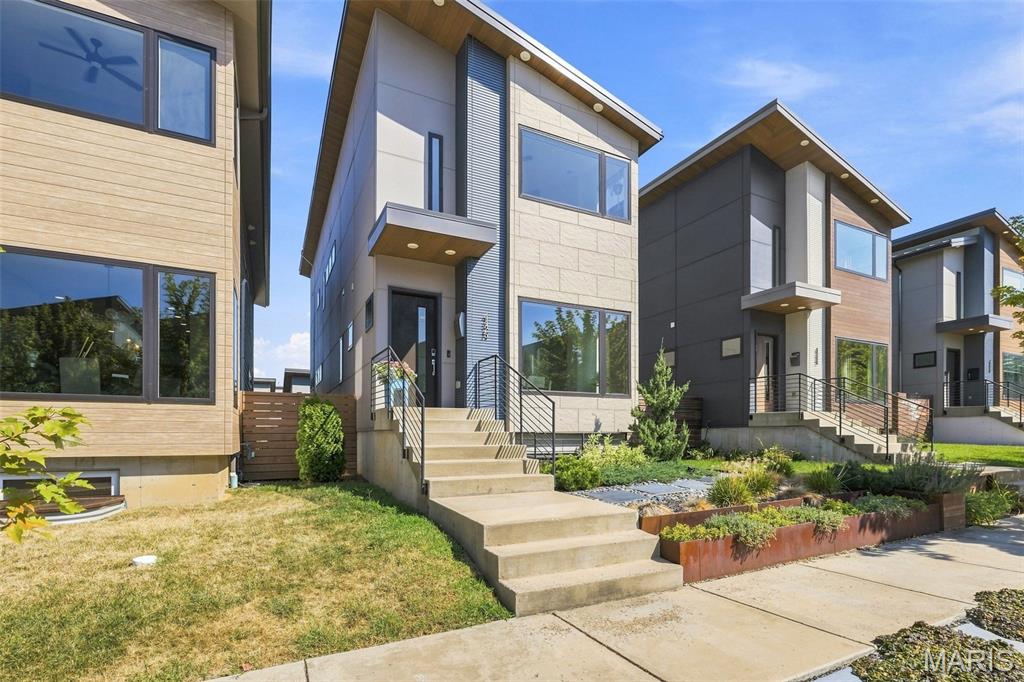 4425 Vista Avenue Property Photo 1