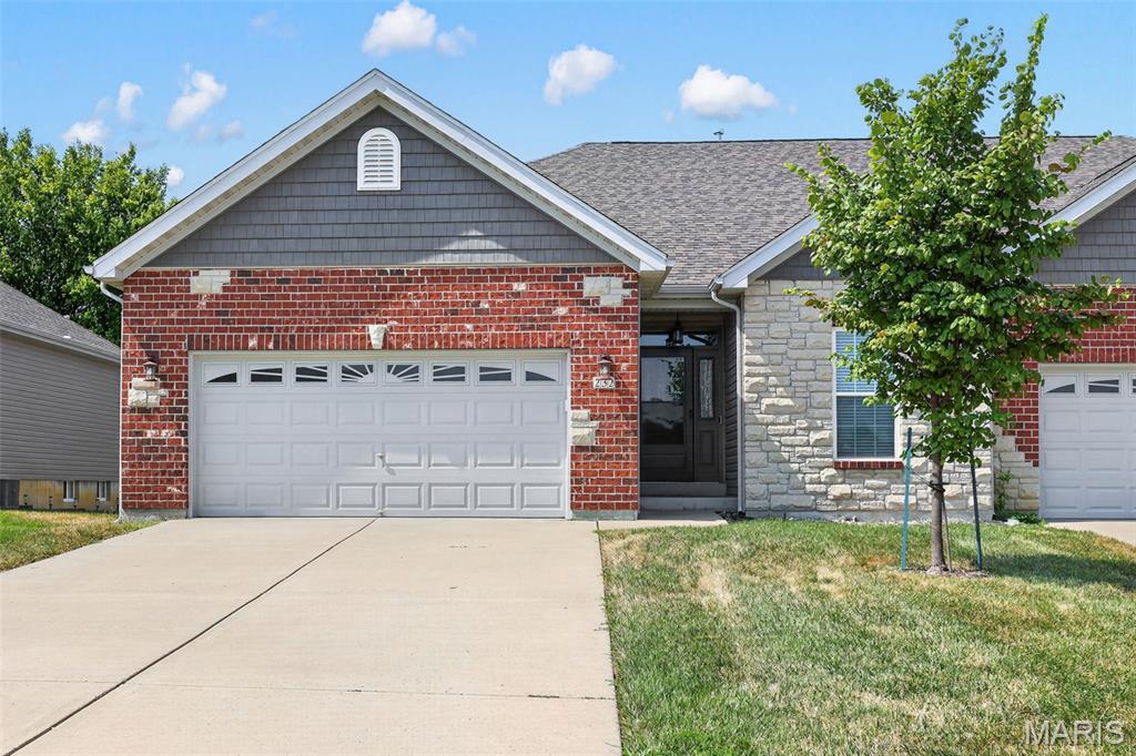 232 Pierce View Circle Property Photo 1