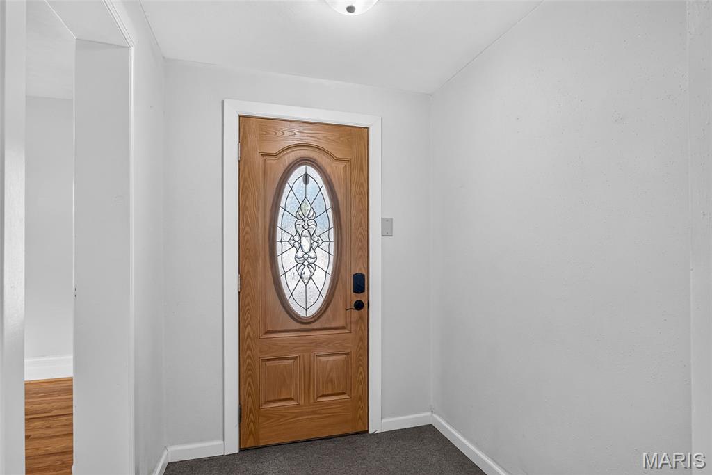 723 Rock Road Property Photo 6
