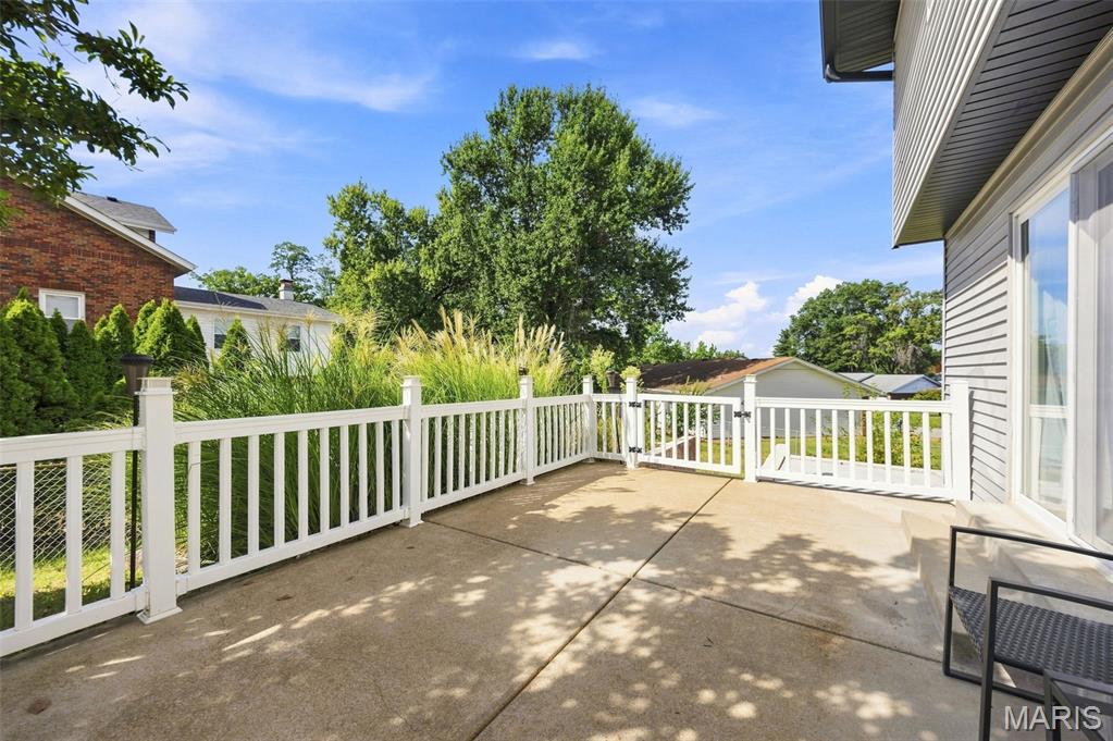 2902 Flameglow Drive Property Photo 46