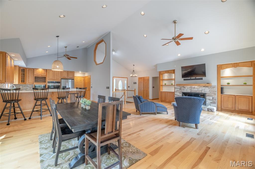 513 Woodlake View Drive Property Photo 12
