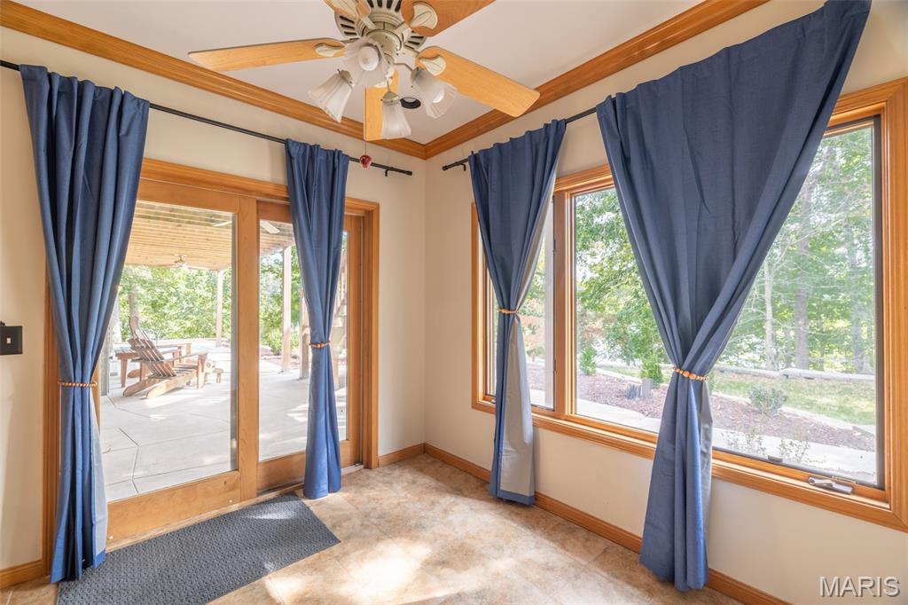 513 Woodlake View Drive Property Photo 27