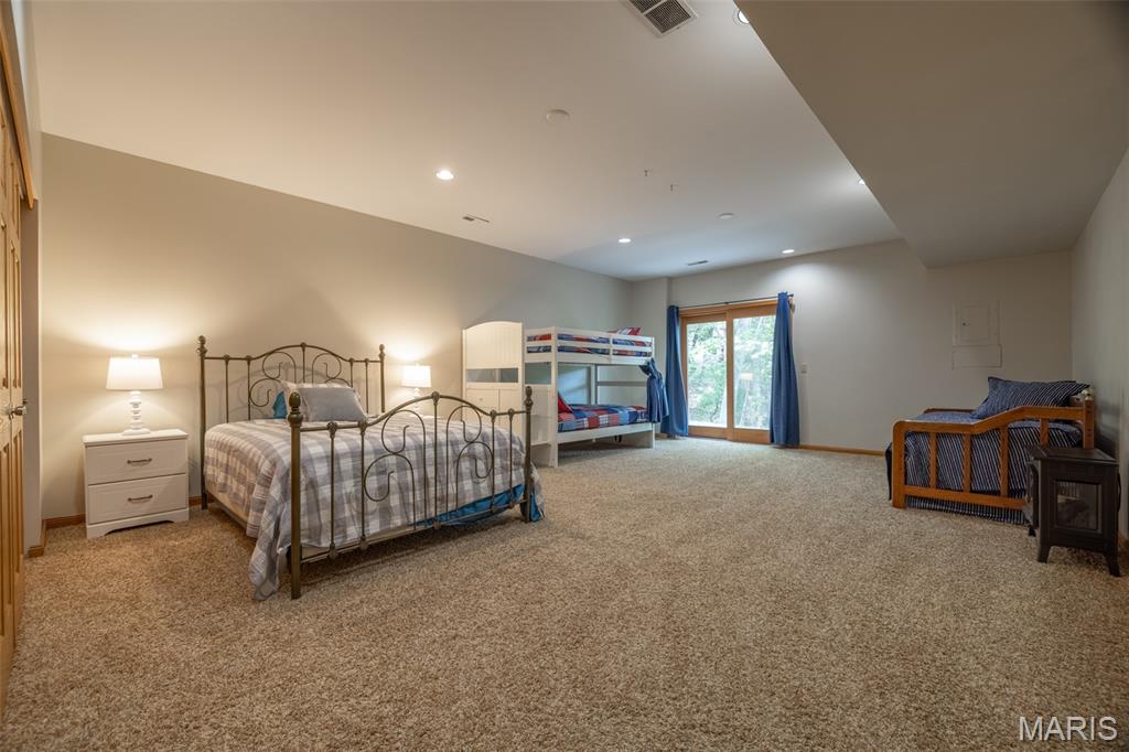 513 Woodlake View Drive Property Photo 32
