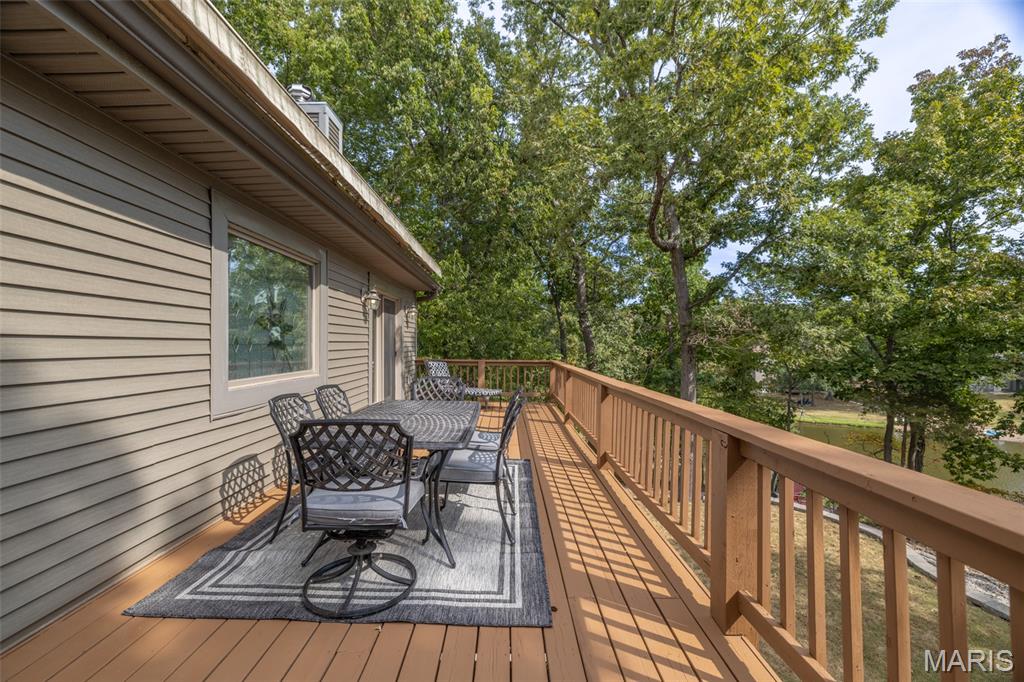 513 Woodlake View Drive Property Photo 38