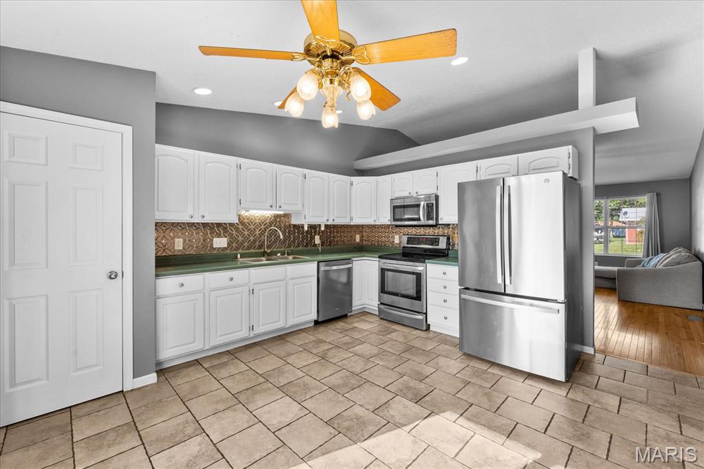 708 S Library Street Property Photo 10