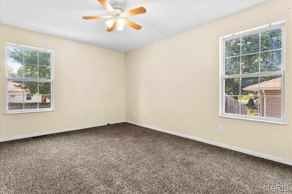 708 S Library Street Property Photo 15