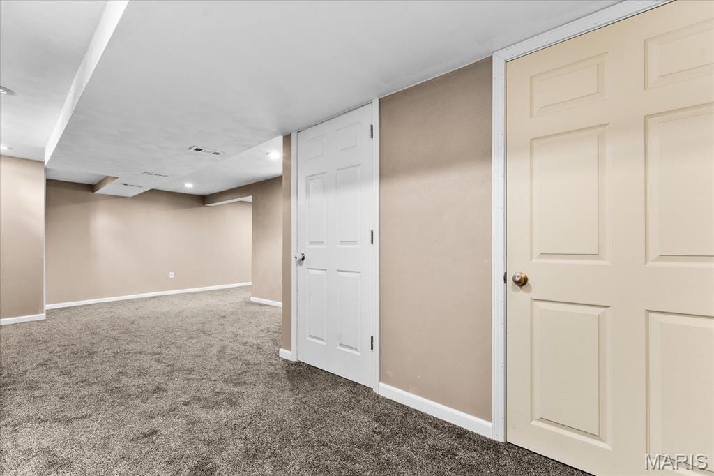 708 S Library Street Property Photo 21