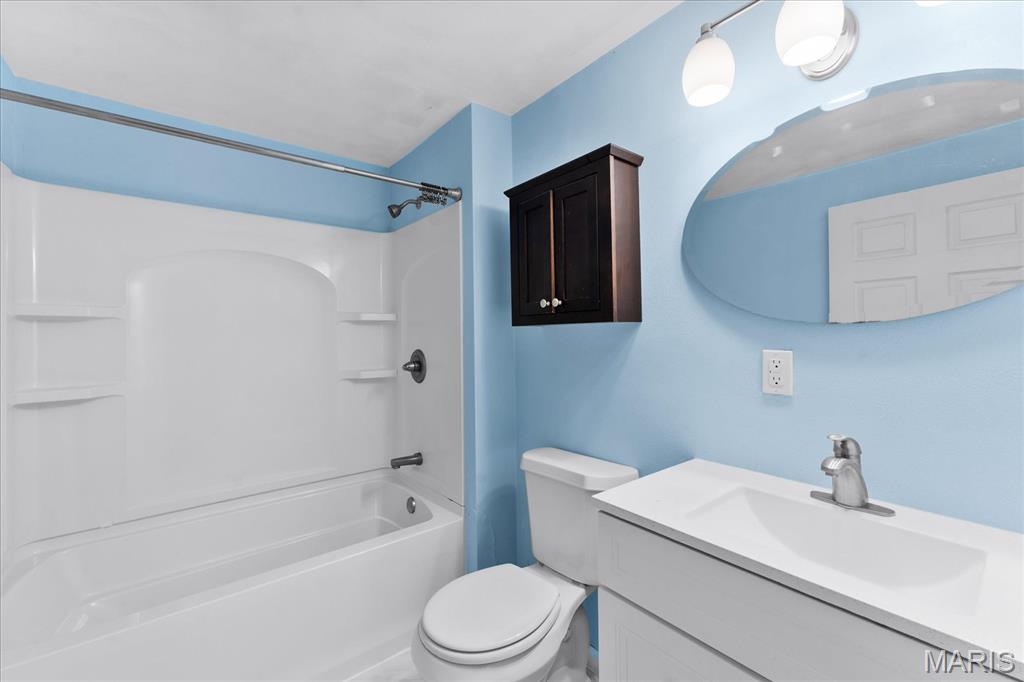 708 S Library Street Property Photo 27
