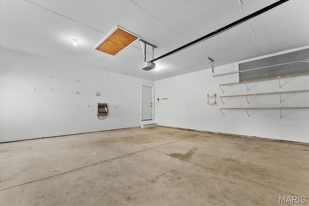 708 S Library Street Property Photo 32