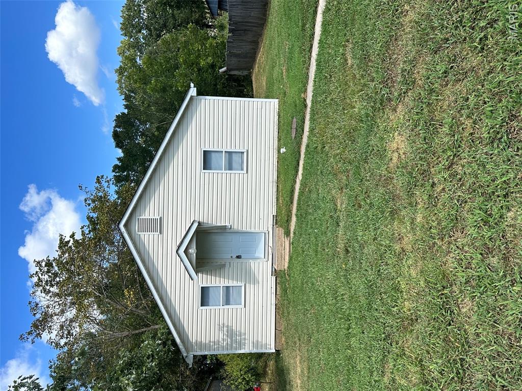 611 School Avenue Property Photo 1
