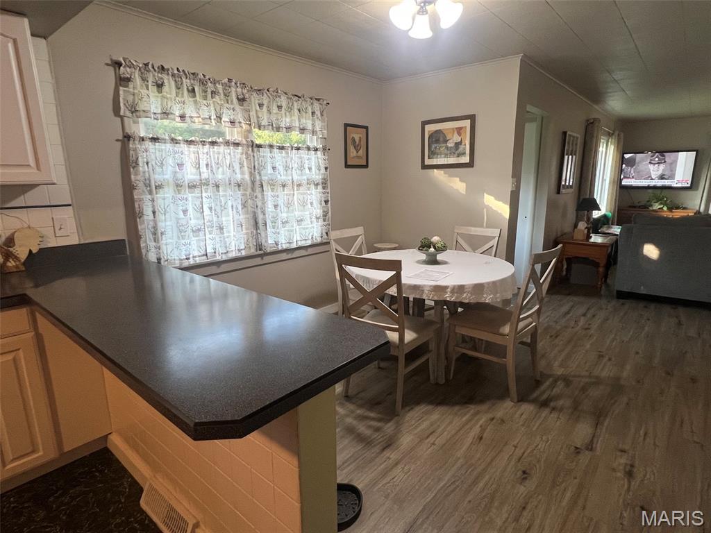 147 Walnut Street Property Photo 3