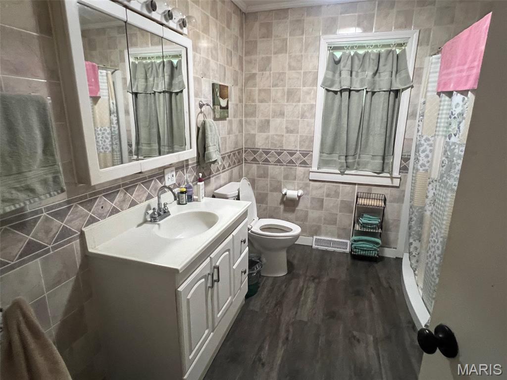 147 Walnut Street Property Photo 12