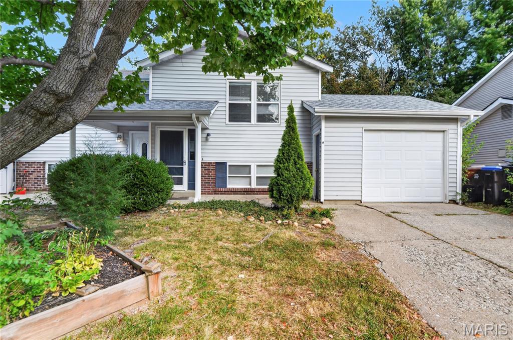 306 Della Drive Property Photo 1