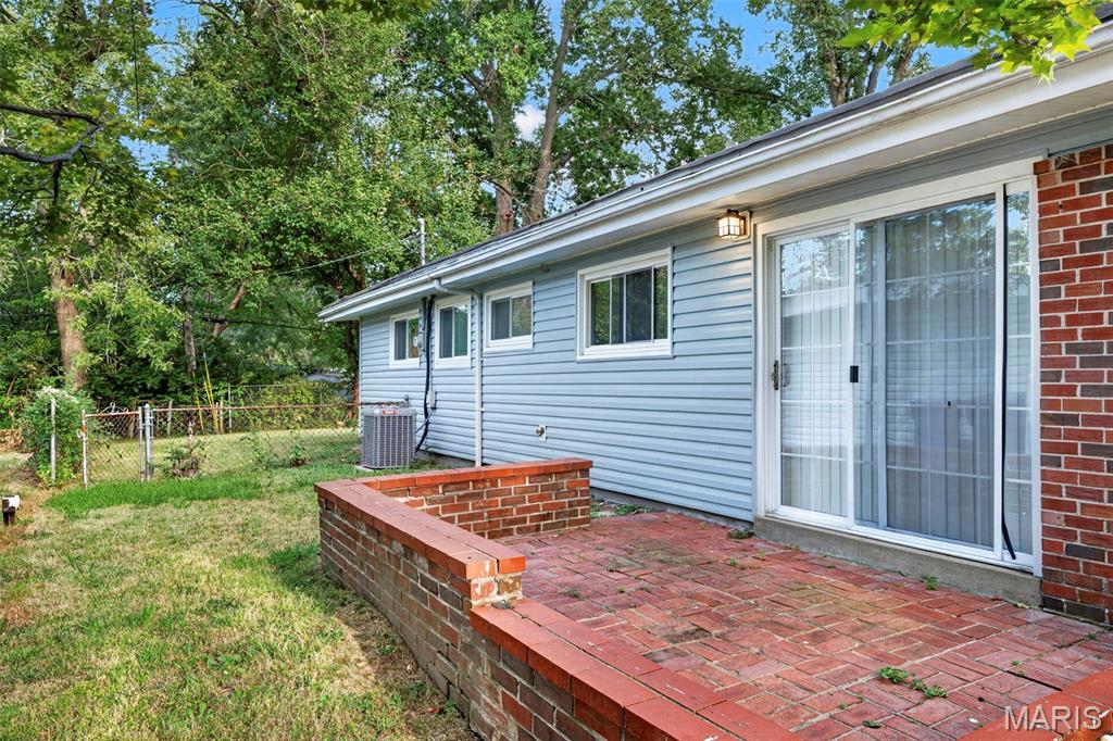 430 Holiday Hill Drive Property Photo 26