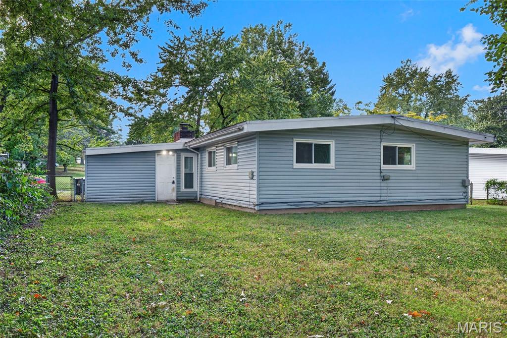 430 Holiday Hill Drive Property Photo 29