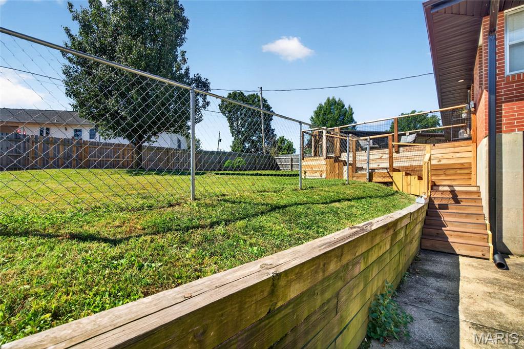 1004 E 9th Street Property Photo 36