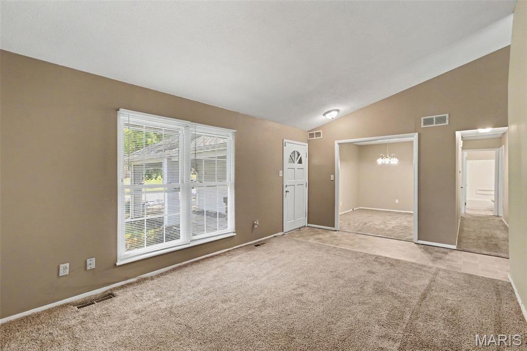 12673 Willow Trail Drive Property Photo 2