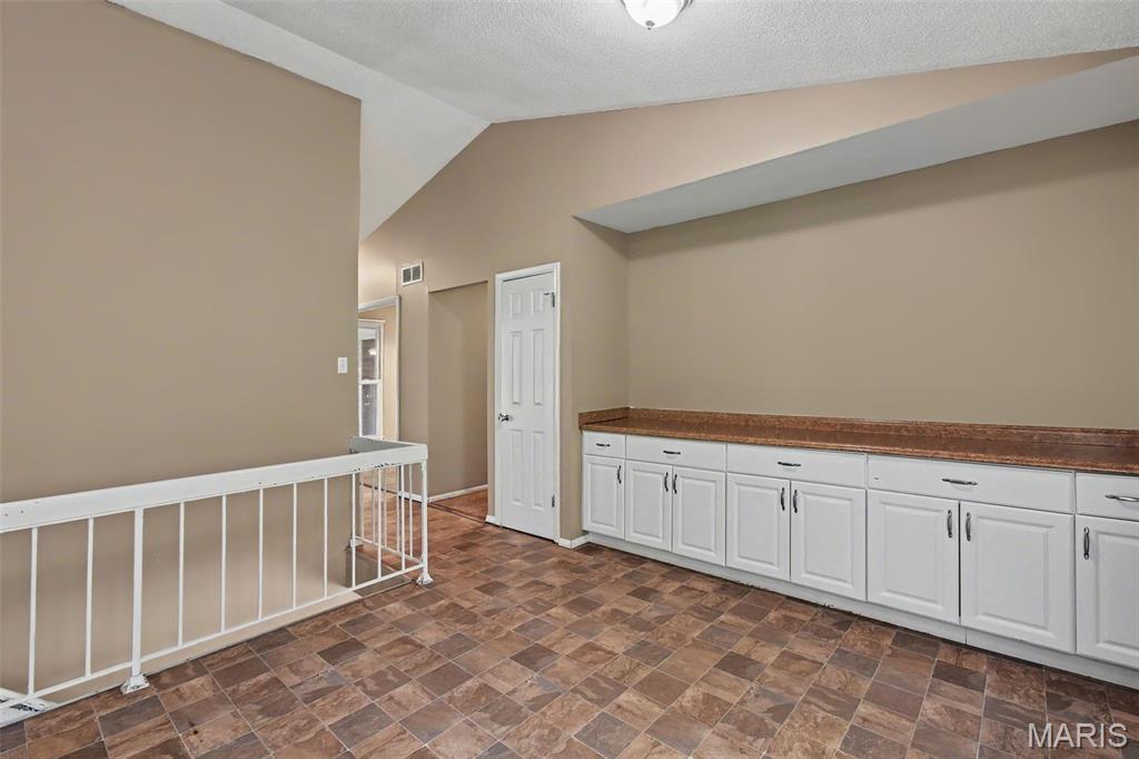 12673 Willow Trail Drive Property Photo 5