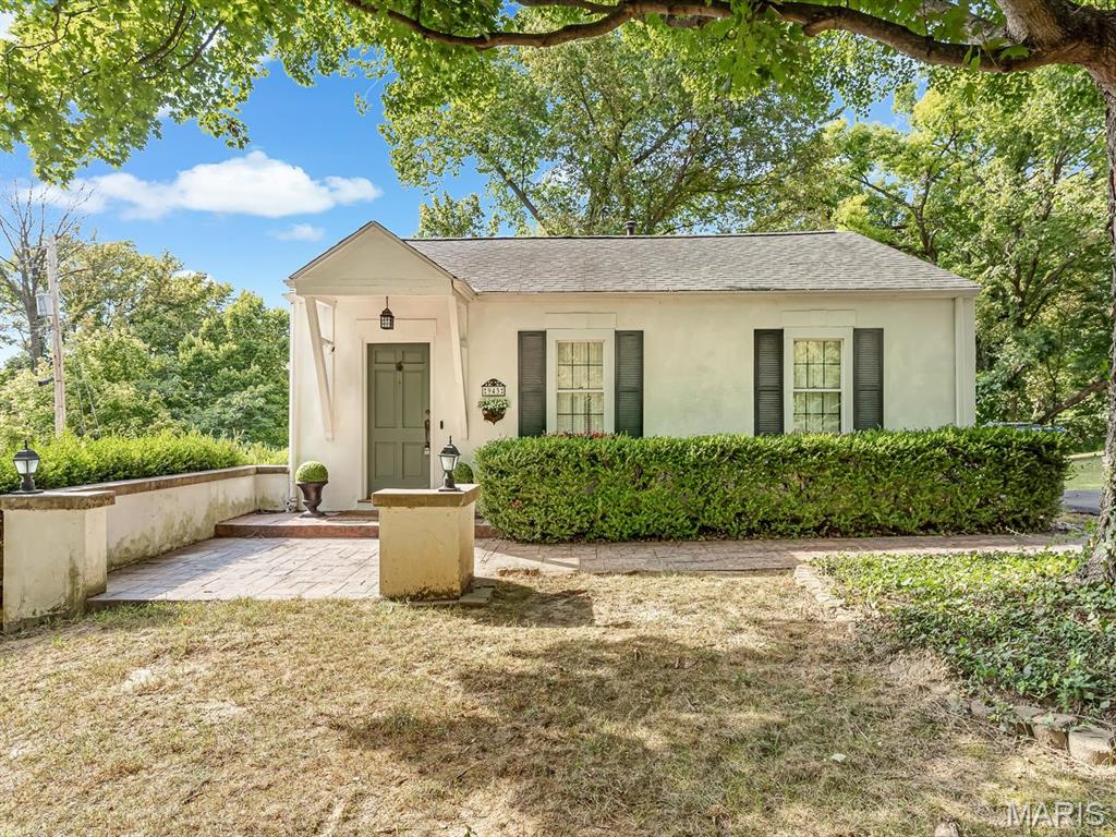 943 Sugarloaf Hill Road Property Photo 1