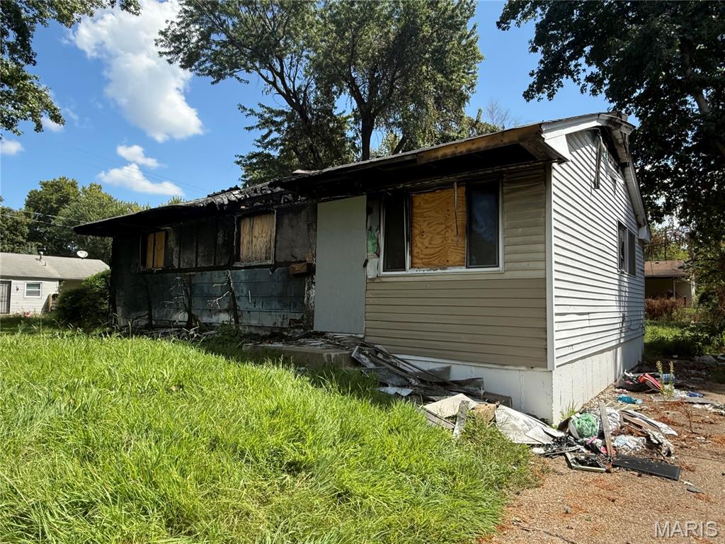 10800 Glen Garry Road Property Photo 2