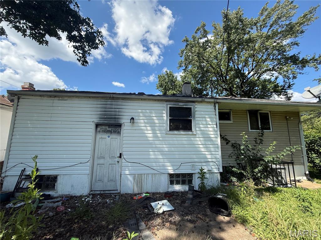 10800 Glen Garry Road Property Photo 4