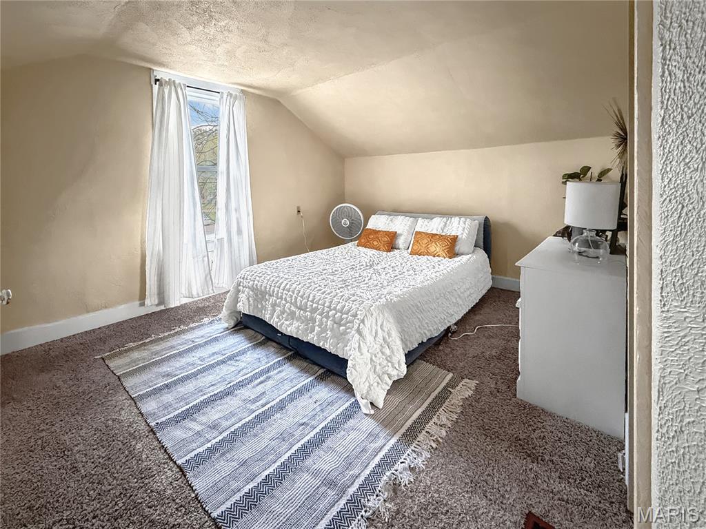 1015 E A Street Property Photo 8
