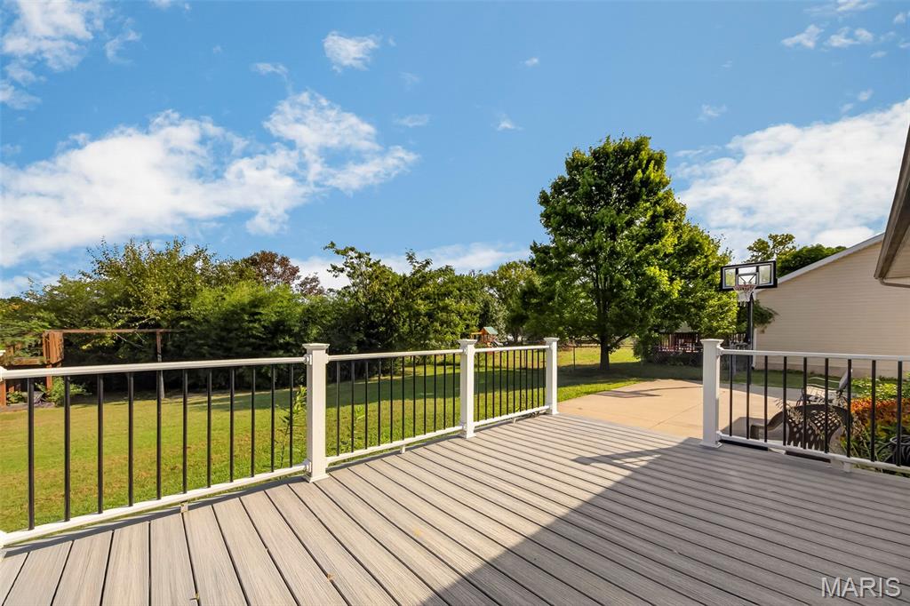 1009 Southway Drive Property Photo 37