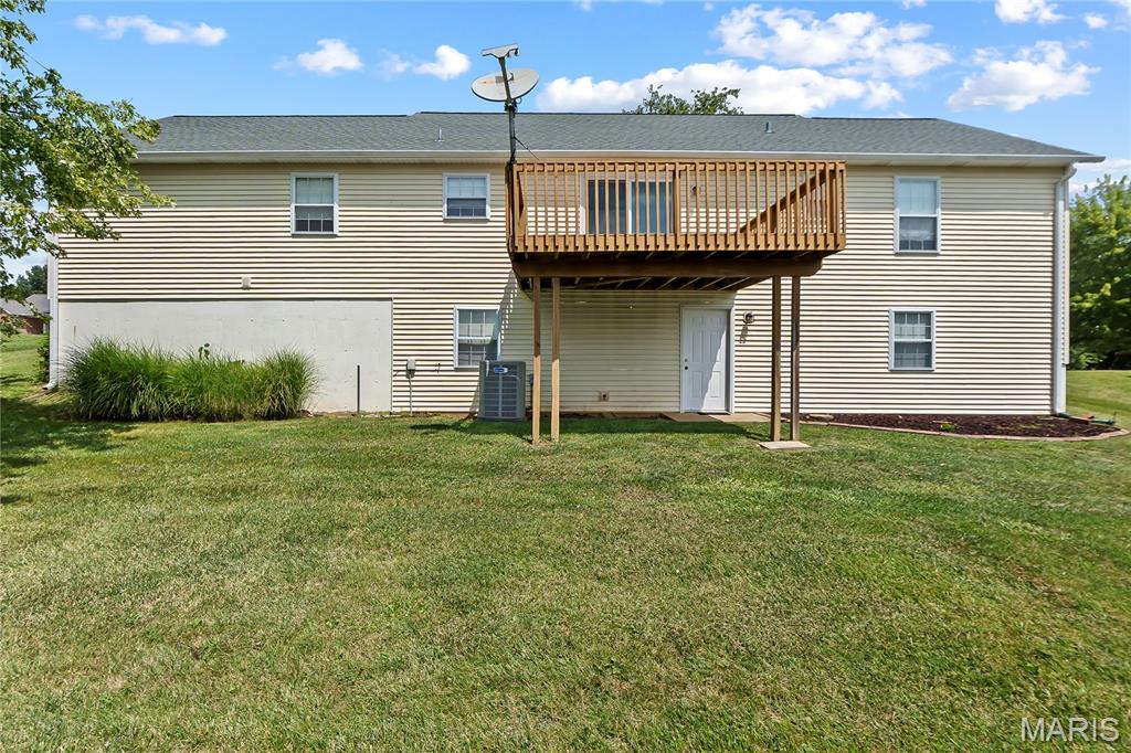1655 Deerwood Drive Property Photo 6